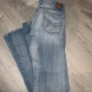 Size 27R BKE Jeans